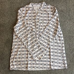 Women’s 3/4 button down dress shirt 2XL